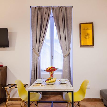 Palazzo Marigliano - Serviced Apartments Napoli Ruang foto