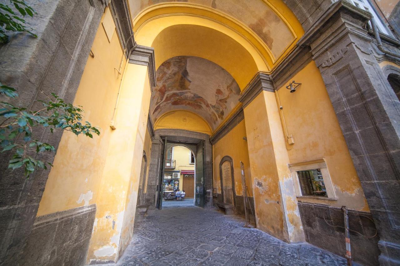 Palazzo Marigliano - Serviced Apartments Napoli Bagian luar foto