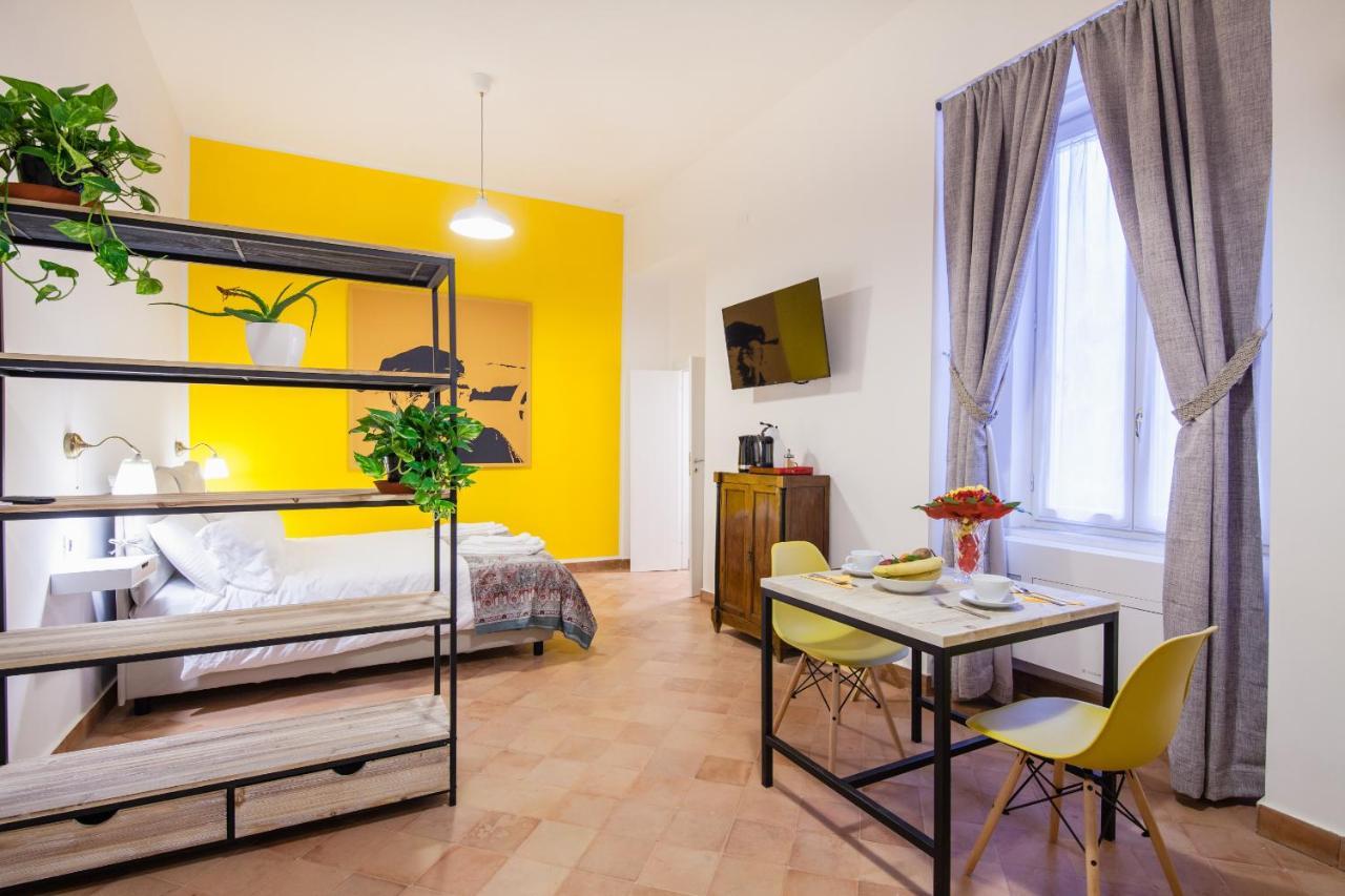 Palazzo Marigliano - Serviced Apartments Napoli Bagian luar foto