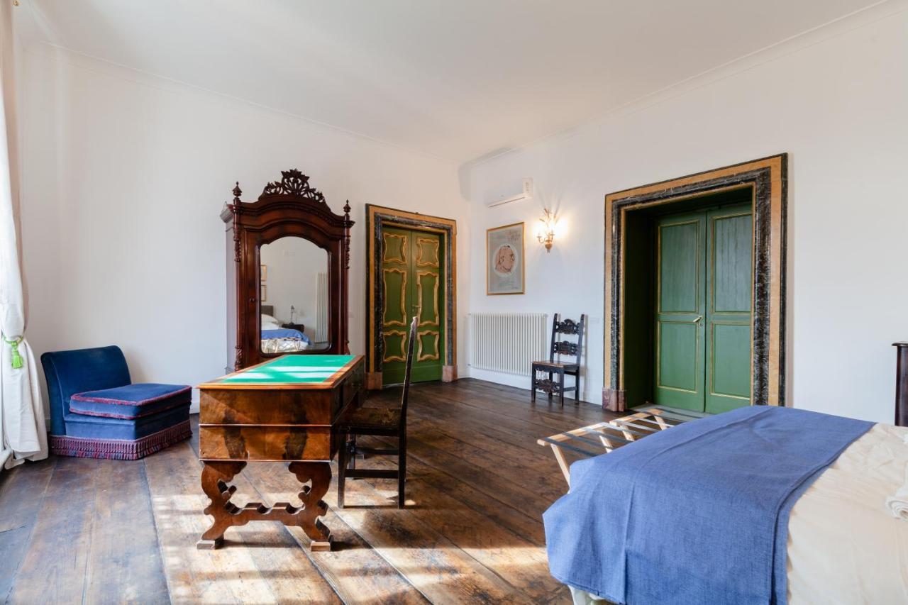 Palazzo Marigliano - Serviced Apartments Napoli Bagian luar foto
